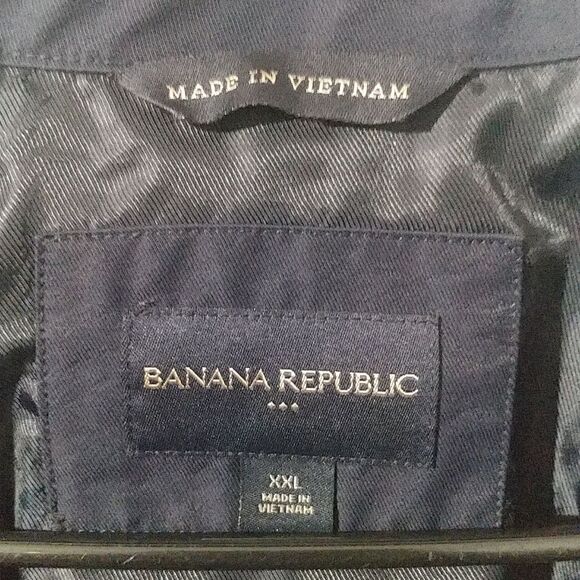 Banana Republic Windbreaker - Picture 2 of 4